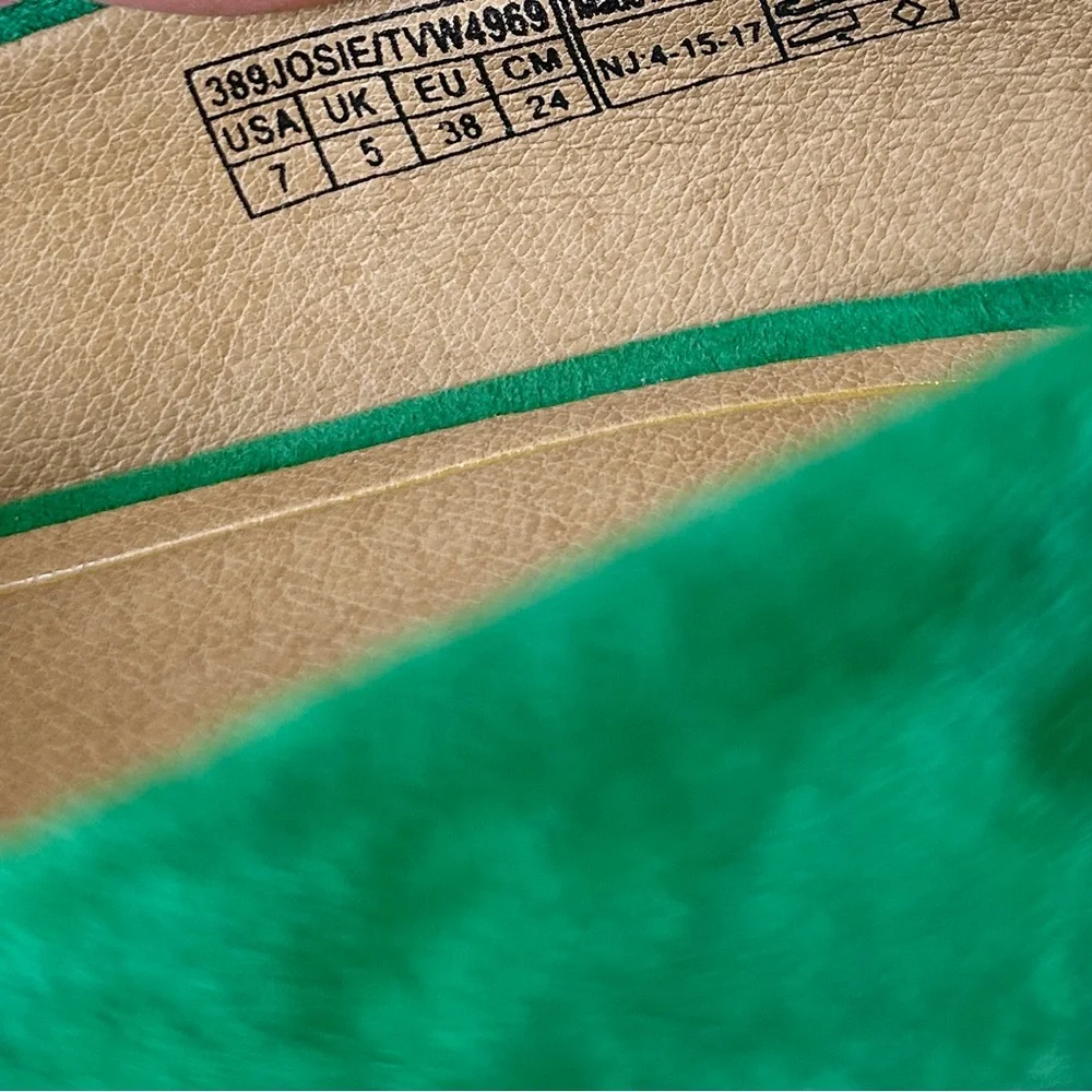 Vionic Josie Kitten Heel Emerald Suede Size 7 EUC